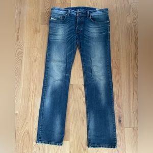 Diesel Men’s Slim Straight size 33